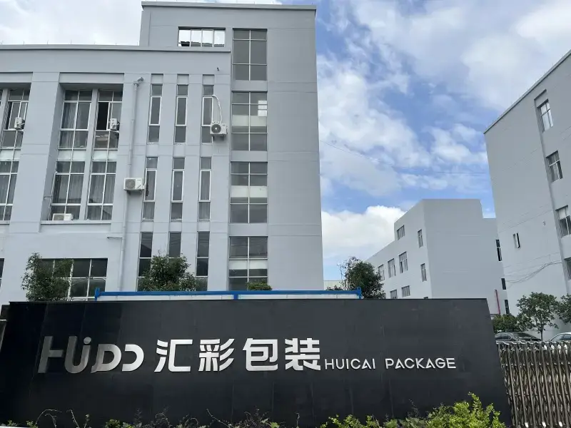 Huicai factory and in-mold label production